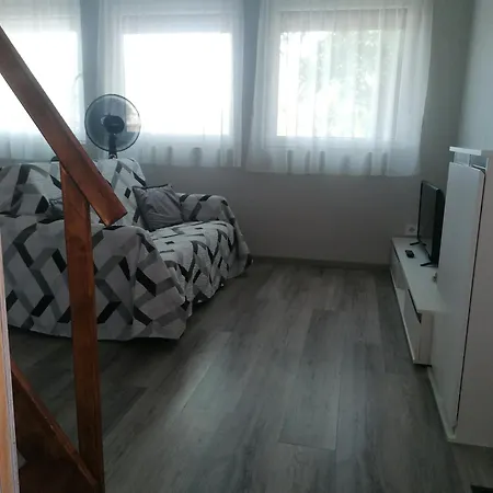 Dem House Apartman